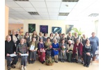 Popietė skirta Motinai – jautrus prisiminimų ir poezijos vakaras Rožyno progimnazijoje