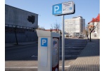 Nereikės mokėti už stovėjimą mokamose aikštelėse