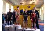 Jaunieji sportininkai džiaugiasi pasiekimais